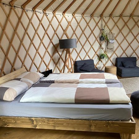 Aughavannagh Yurt Glamping Огрим Екстер'єр фото